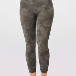 Look at Me Now Cropped Seamless Leggings